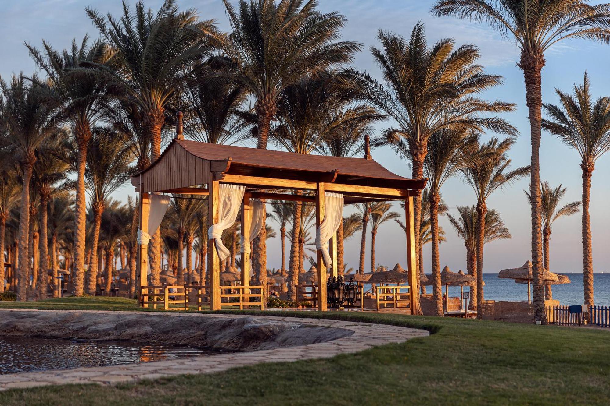 Palm Royale Resort - Soma Bay Exterior photo