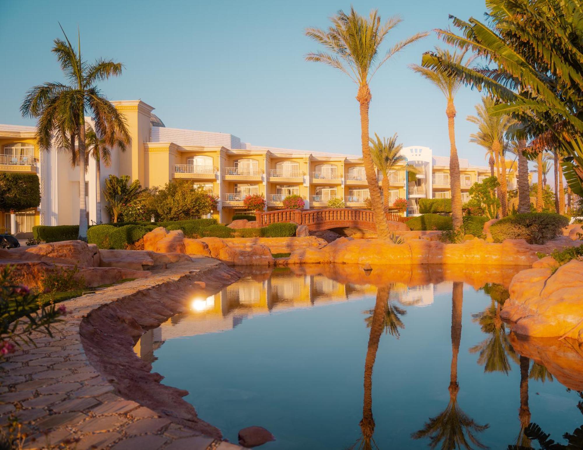 Palm Royale Resort - Soma Bay Exterior photo