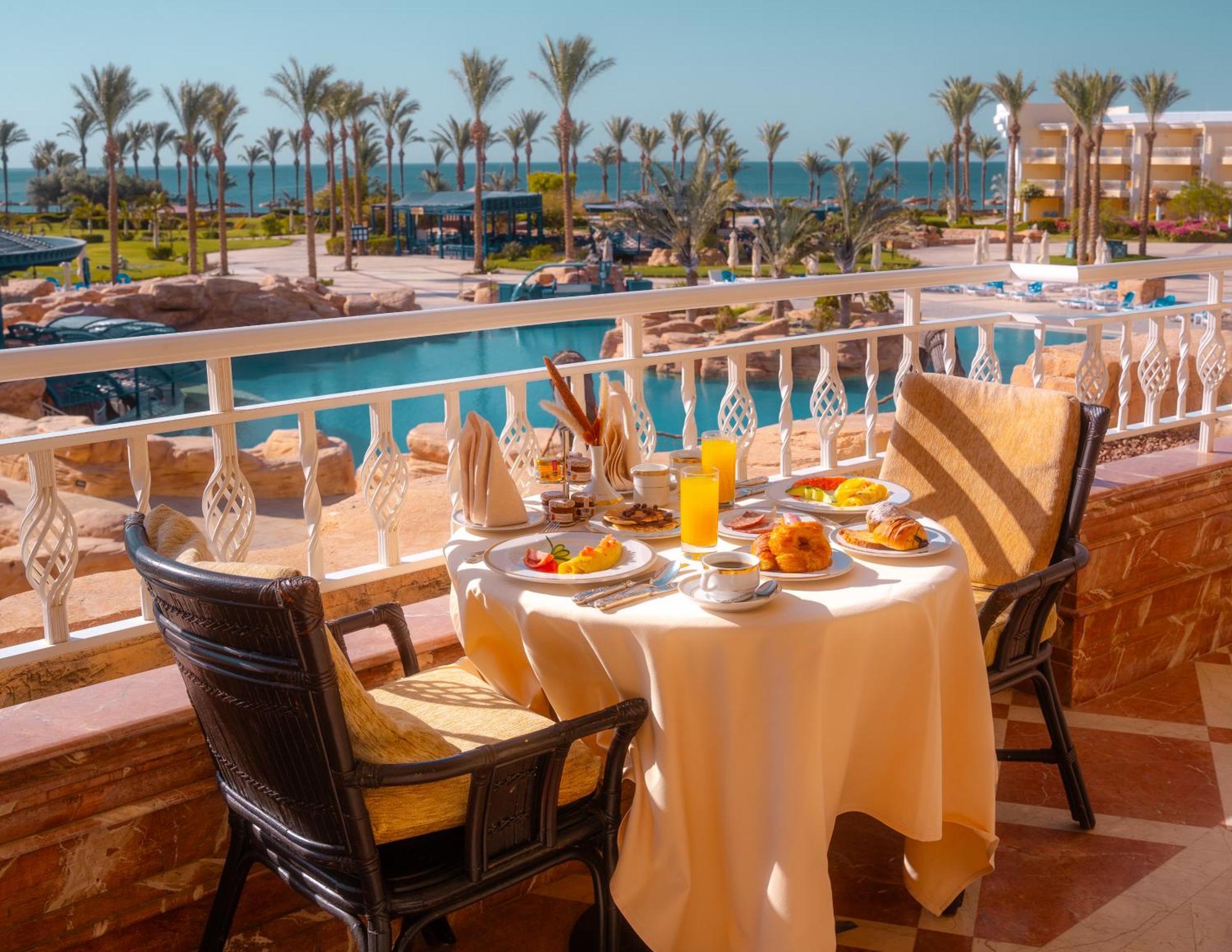 Palm Royale Resort - Soma Bay Exterior photo